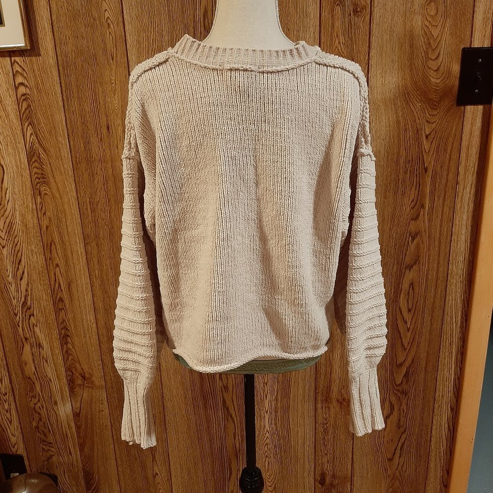 Love Riche Soft Beige Sweater - Picture 5 of 9